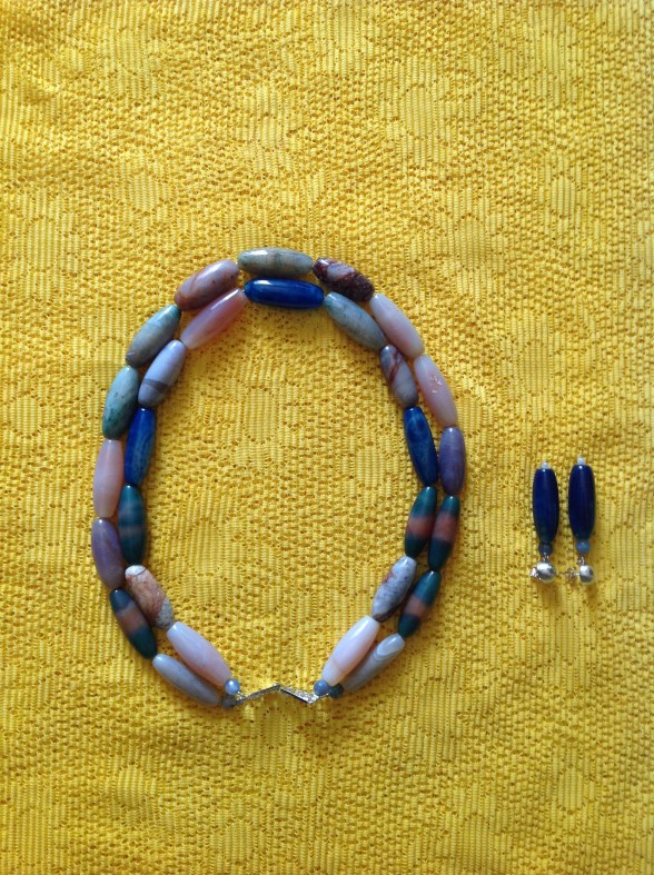 ONYI- STYLE IS INNATE -  handcrafted necklace designed by Eeefy Agate Stone is found in Ibadan, Jos, Nigeria  HEALING PROPERTIES:  Agate is a stone of strength. Increases energy, enhances creativity, give courage, self confidence, emotional strength and dispels fear.