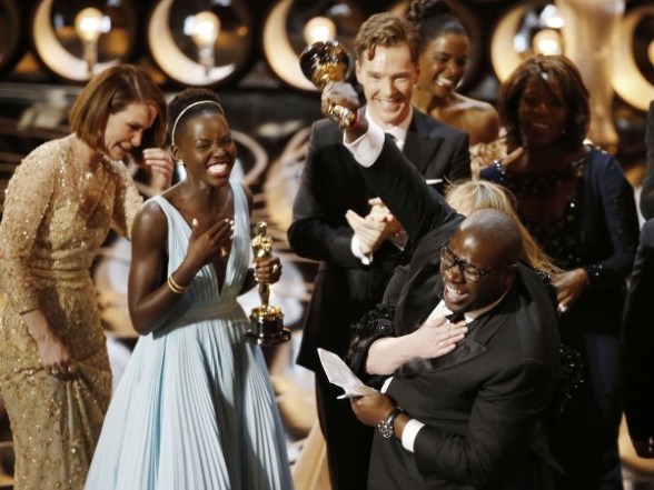 Regisseur und Produzent Steve McQueen und Lupita Nyong'o