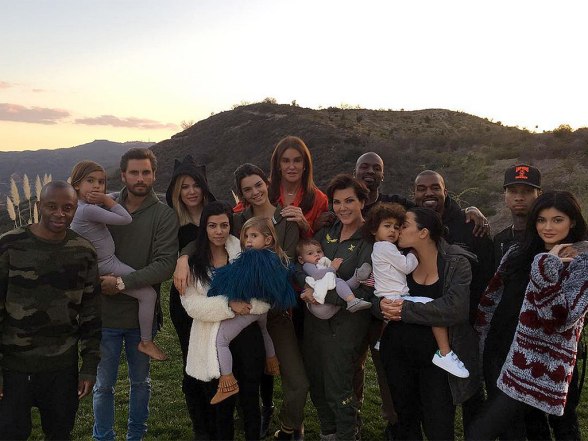 kardashian-thanksgiving-1024