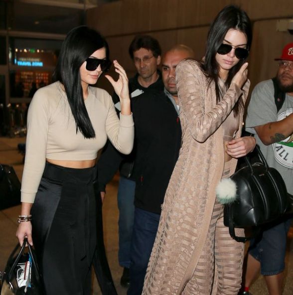 Kendall-Jenner-and-Kylie-Jenner