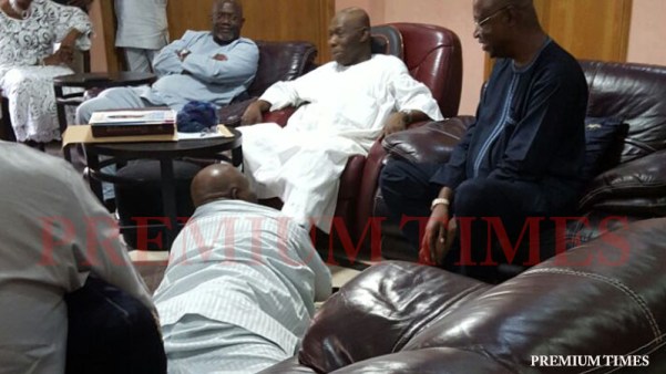 Doyin-Okupe-prostrating-to-Obasanjo-3
