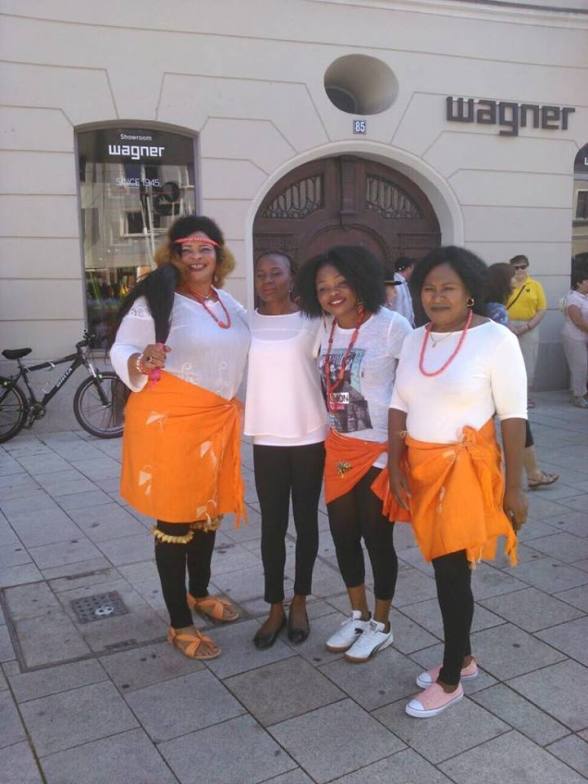 Ndi Igbo Augsburg nwanyi