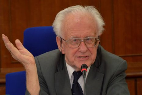 prof-galtung